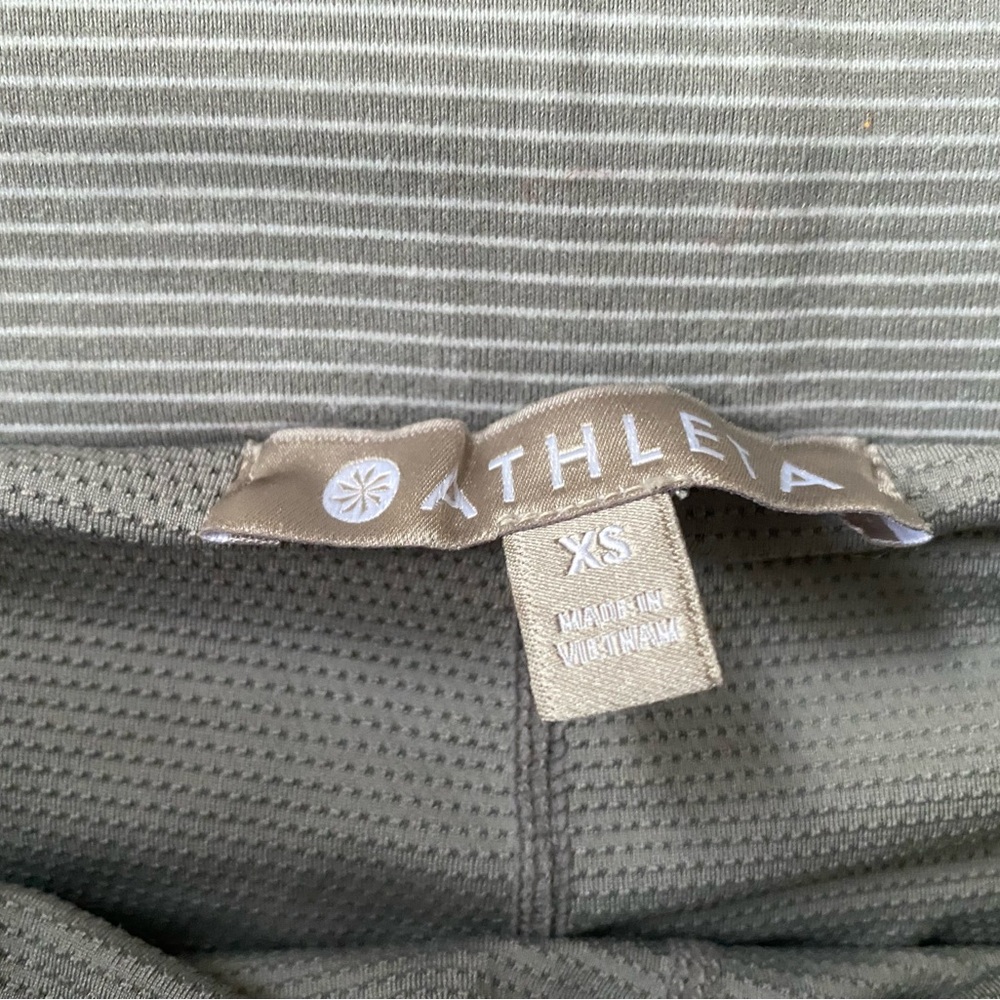Athleta Gray Striped Skort Sz. XS - Picture 2 of 3